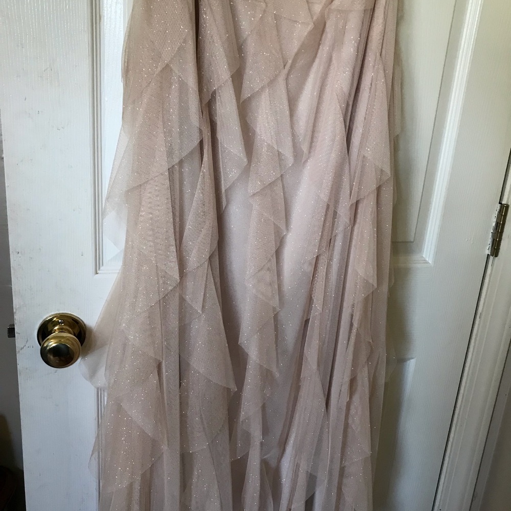 Dress - Picture 2 of 4